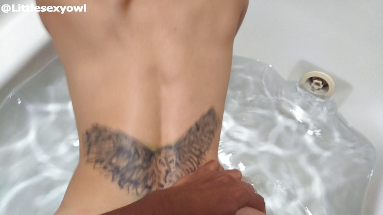 Littlesexyowl: Dopasowana dziewczyna zostaje zerżnięta w kąpieli - międzyrasowy littlesexyowl 4k
