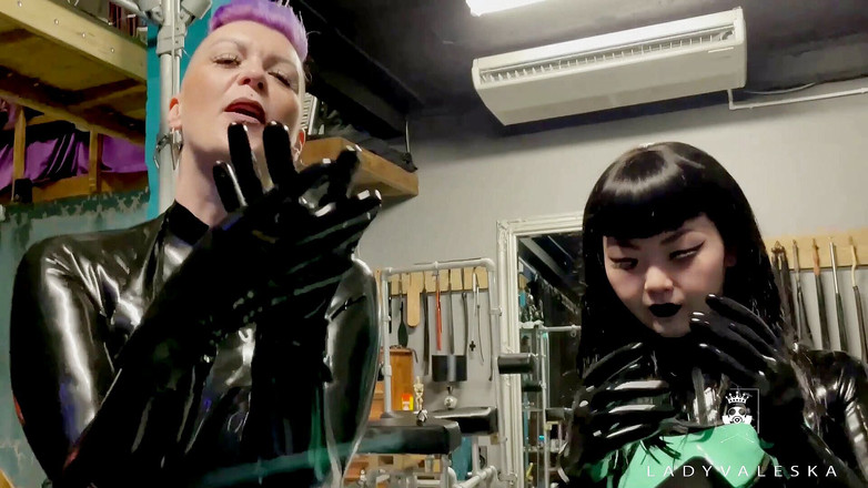 Lady Valeska: ドミナントナースが前立腺検査をします