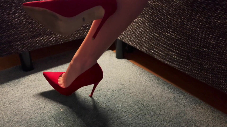 Akoni Pule: S’il te plaît, éjacule-moi sur les pieds - Kitty Jay