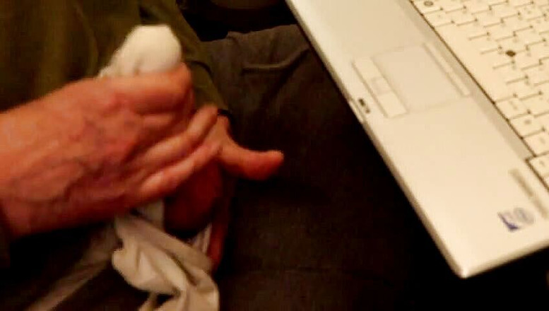 Mstbooblover: Pentru PTNN masturbându-se cu un sutien