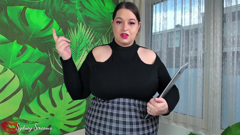 Sydney screams fetish: 팬티 스타킹 발 숭배와 상사 따먹기