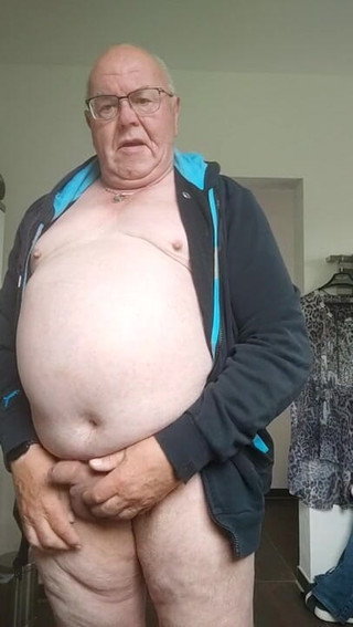 Karlchengeil: Pomalu se oblékání ráno znovu