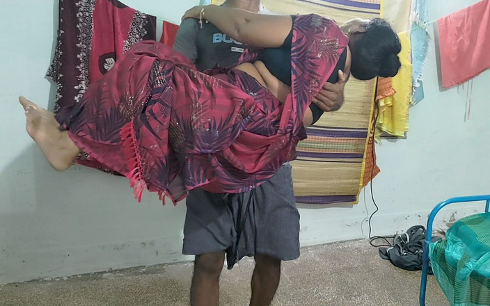 Mathvan: Ibu mertuaku berdiri di dalam memeluknya dan dengan rekaman seks...