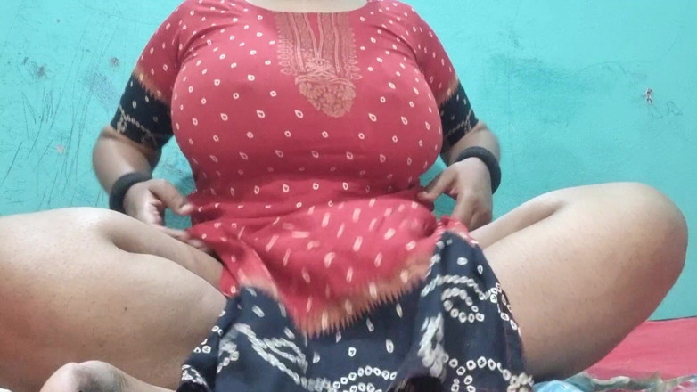 NilaRani693: Awek muda yang manis dan cantik dengan pantat besar