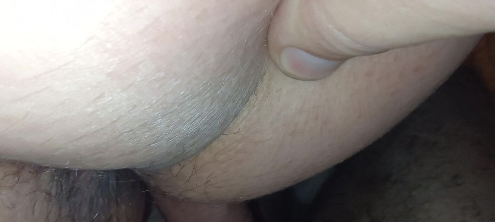 Ionut899: Chị kế mệt mỏi vì bữa tiệc