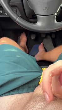 Flash Dick in Parking