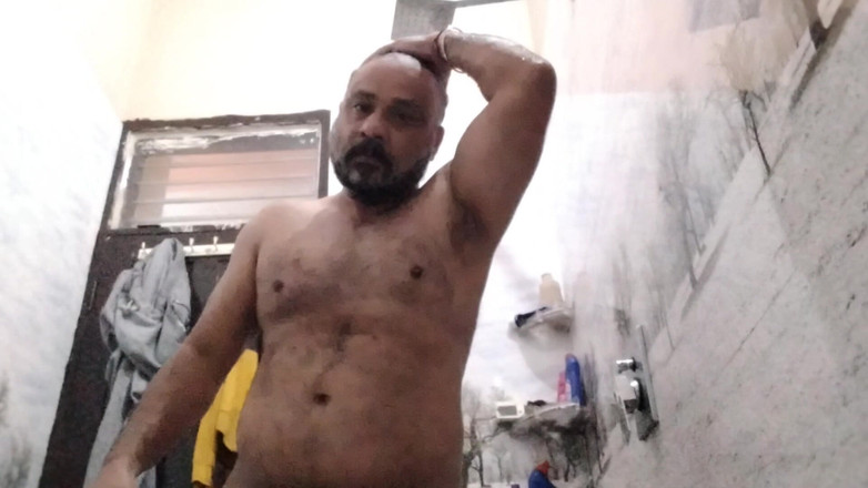 Daddy Dude: Cukrový Táta Se Koupe Nahý