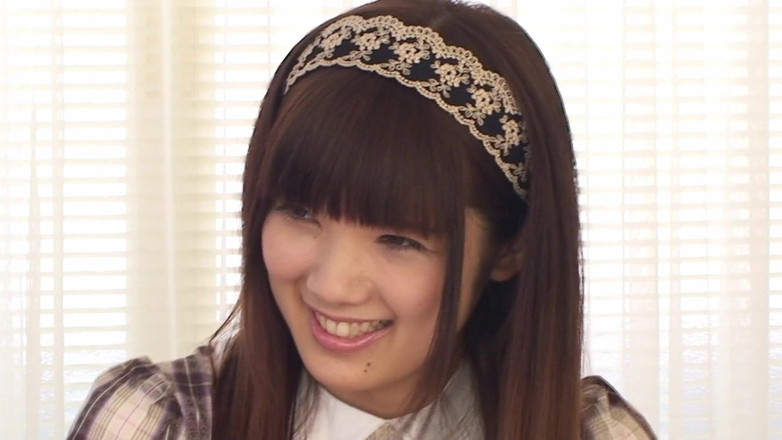 Asian X: 指で愛され、舐められ、尿のシャワーでびしょ濡れになるまで