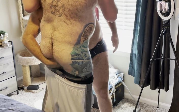 ScruffyStocky: Brock Jasper &amp; Scruffy gedrongen