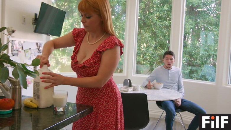 FILF - Father I'd Like To Fuck: Даю моей рыжей мачехе Penny Pax кримпай, которого она заслуживает