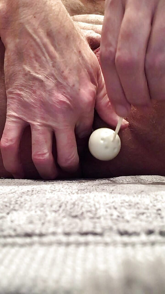 Best Ager: Вибрация яиц в моей заднице