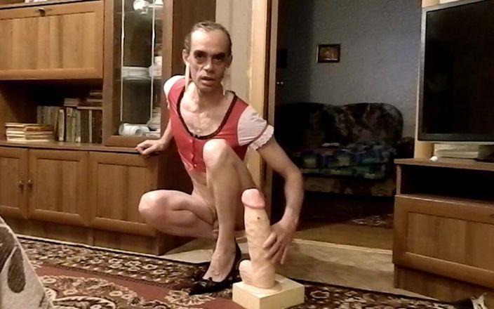 Ksyusha Shalavina: Travesti pasif ksyusha - anal büyük yarak dildo-1 hd 2022