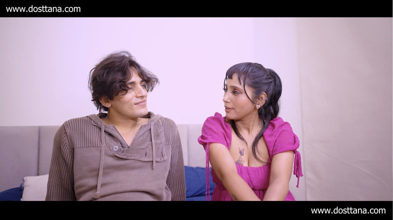 Khiladi69: Když byla indická krásná Bhabhi sama doma, zavolala sousedovi příteli...