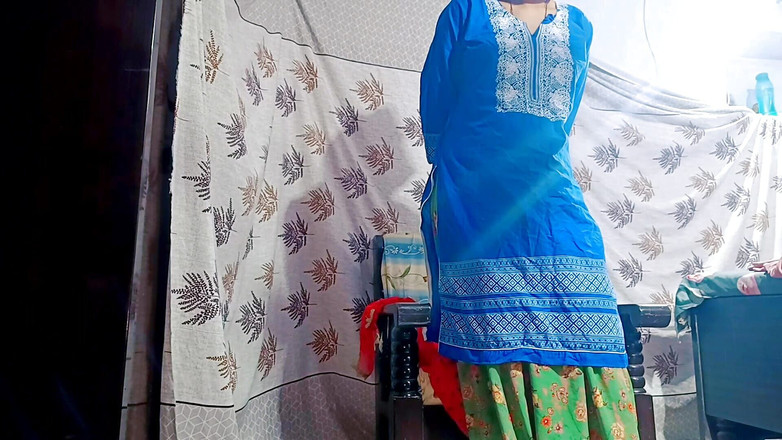 Rakul008: Kajal, petite amie sexy, a désespérément besoin de la bite...