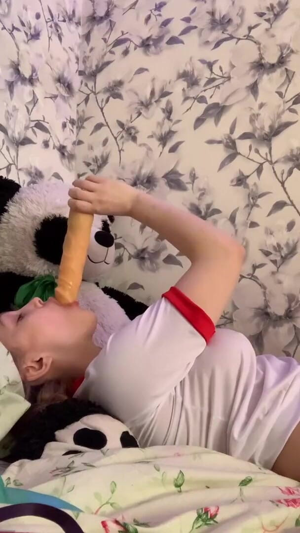 SashaSweet69: Blowjob on dildo and titjob