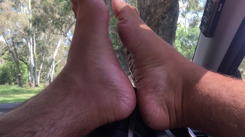 Manlyfoot: Plavba hlavním městem skončila zavřením ve vězení! - Manlyfoot Roadtrip - Ettamoga...