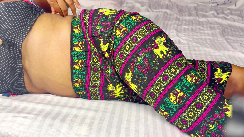 Aathiyaa: Indiana gata traindo com ex-namorado