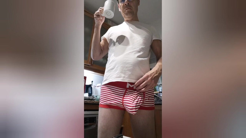 Rafael Torreano: Rafael menunjuk-nunjukkan seluar dalam seksinya, zakar dan pantat sebelum pancutan...