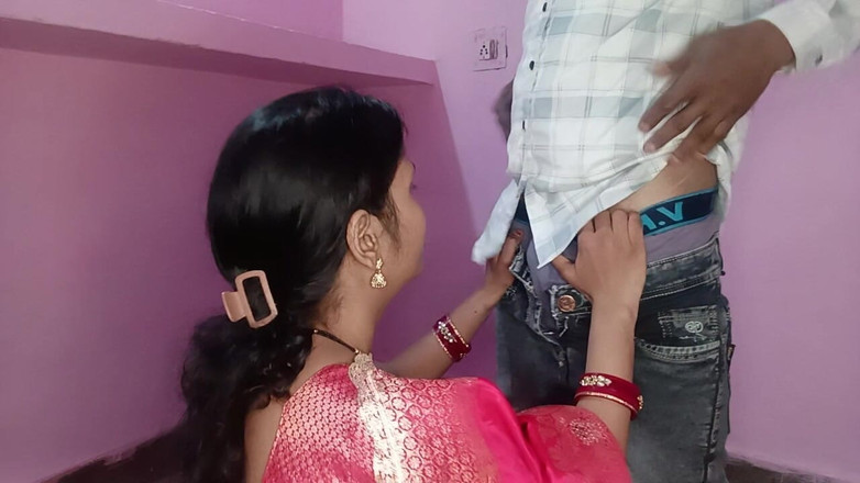 Shahilsingh119: Indiancă Bhabhi în sari roșu