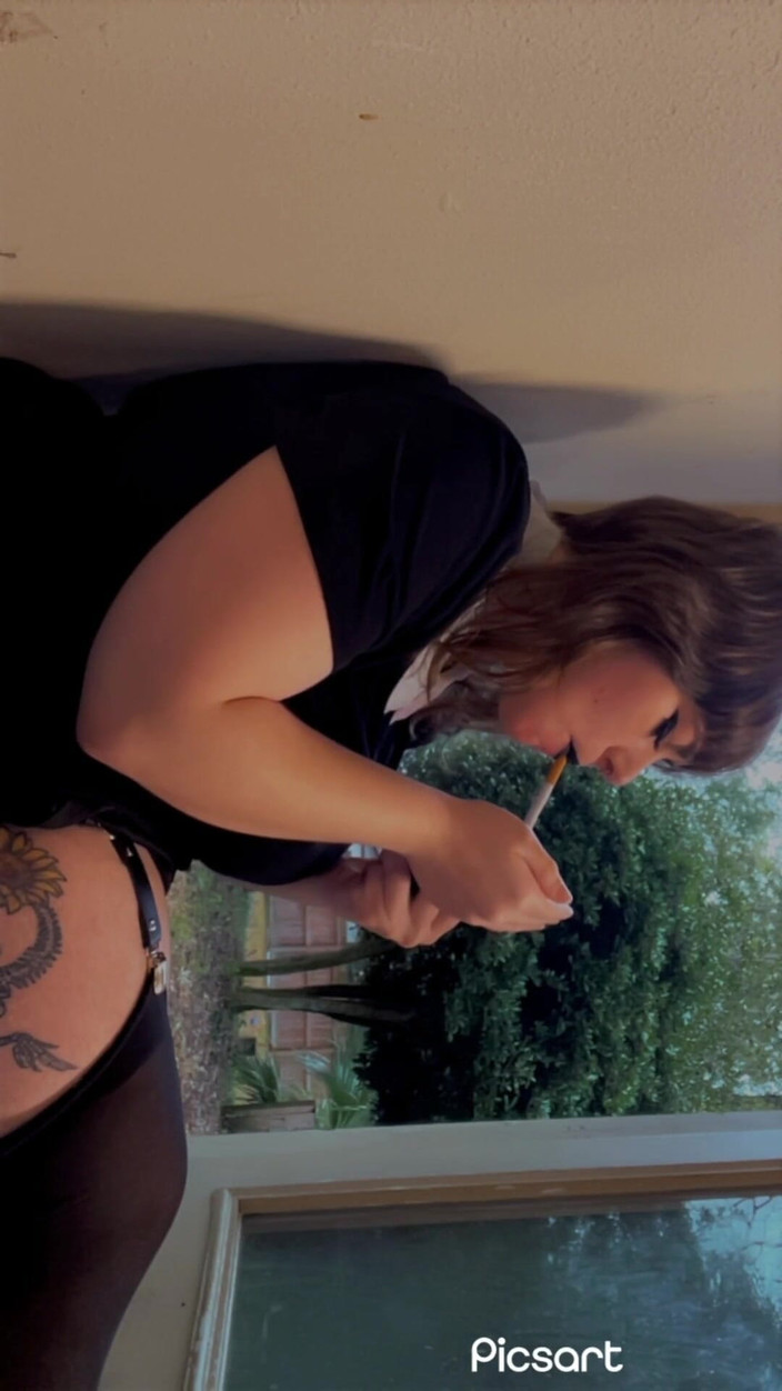 Mushroombitchx: Sigara içme derlemesi