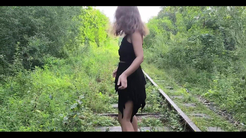 Juli Smith Meow: ジュリア・ニャオ