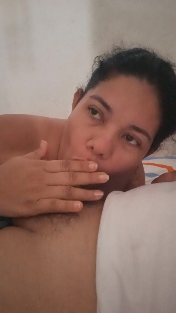 Valkyrieandluigy: Menghisap Sejak Dia bangun