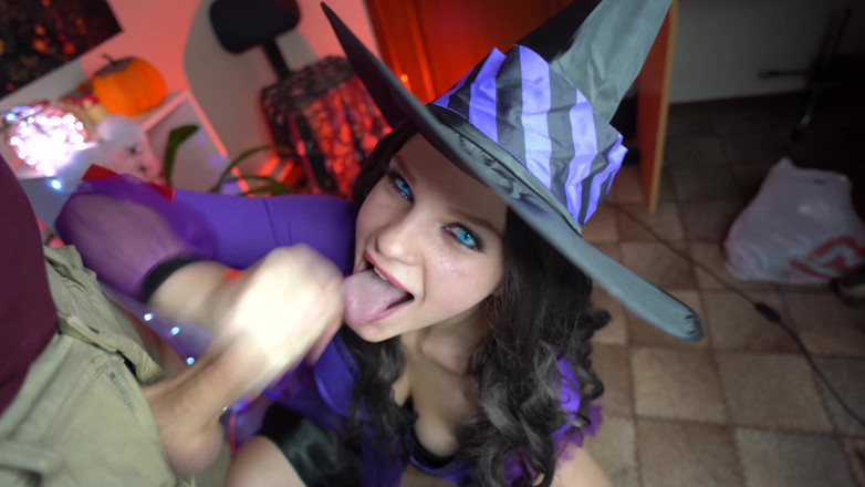 Verlonis: Daring witch with a sweet pussy gets a great Halloween...