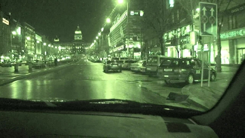 Gabriella Tchekan: Kemaluan malam menjolok di Prague