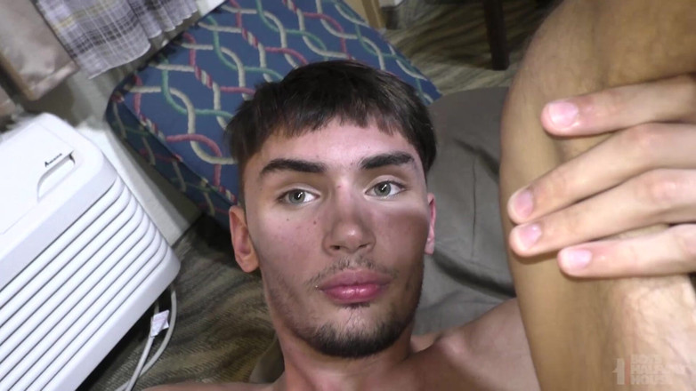 Boys half-way house: 精液バケツのタグ付き