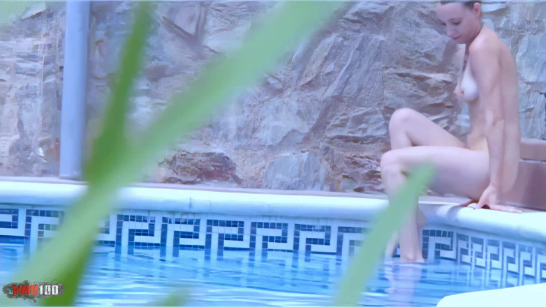 MMM100 Solo: Sexy Video Missguapa_pool
