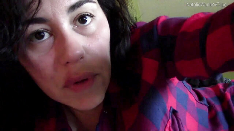 Natalie Wonder: Macecha se snaží uspokojit potřeby svého chlapce a šuká výstřiky ven