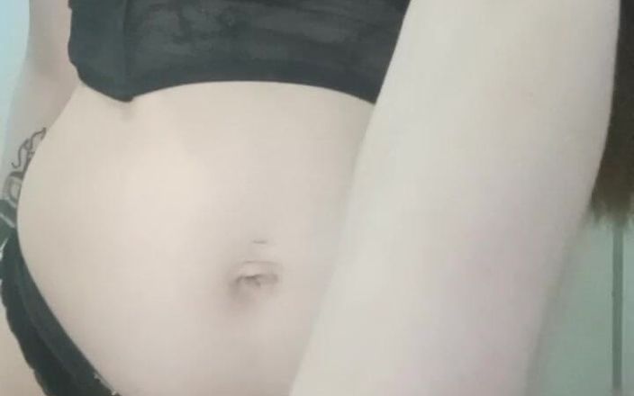 Irene: Un dans sexy însărcinată