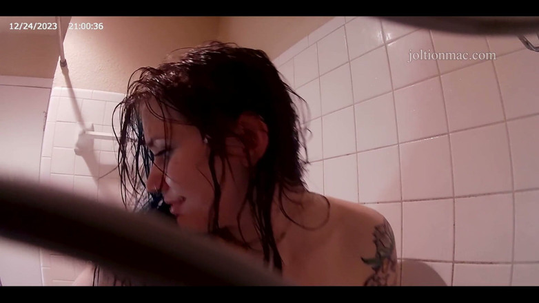 Joltionmac: Ducha conmigo