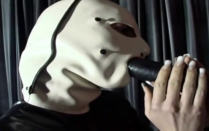 Absolute BDSM films - The original: Fetish dildo sucking in gas masked