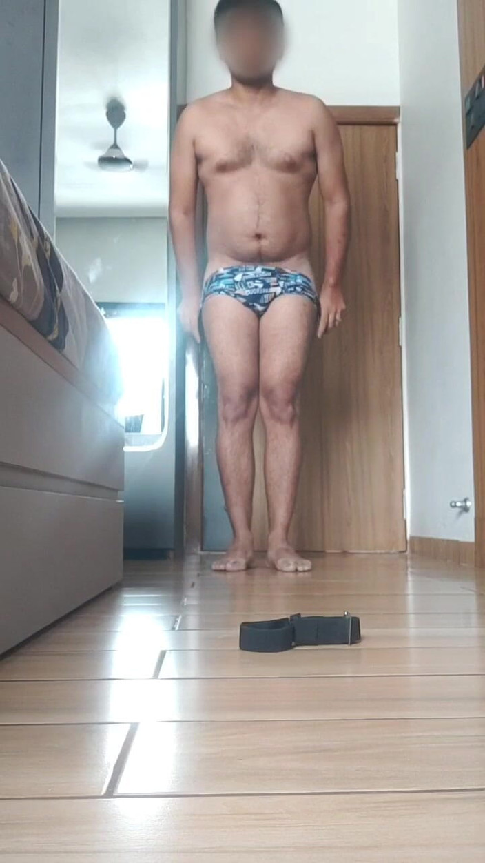 Sandy Gan: Indische slavin