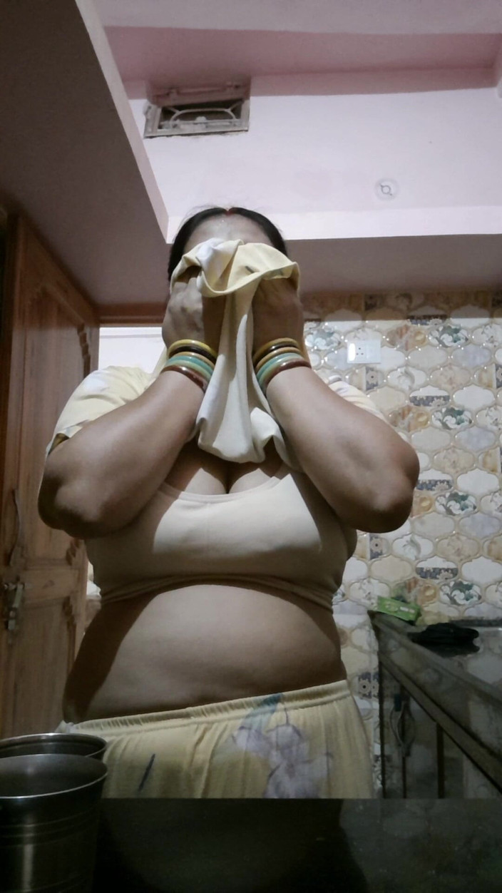 Puja555: 남편 매운 차를 만들기