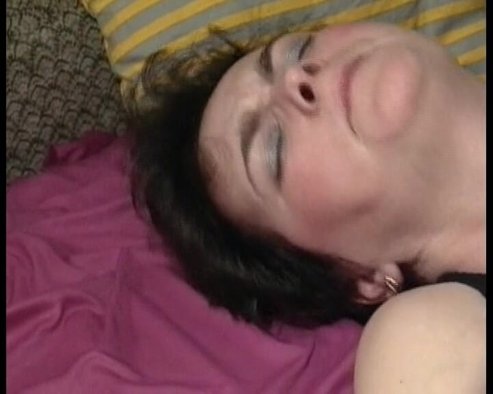 Deutscher hardcore: 来自德国的继母被她的继子狠