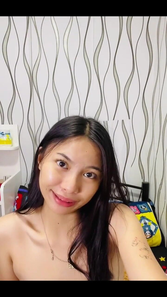 Cherrryblisss: Cute Girl