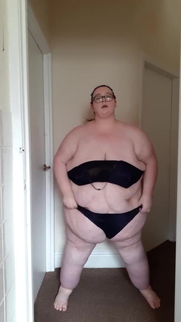 SSBBWLadyBrads: I love to strip