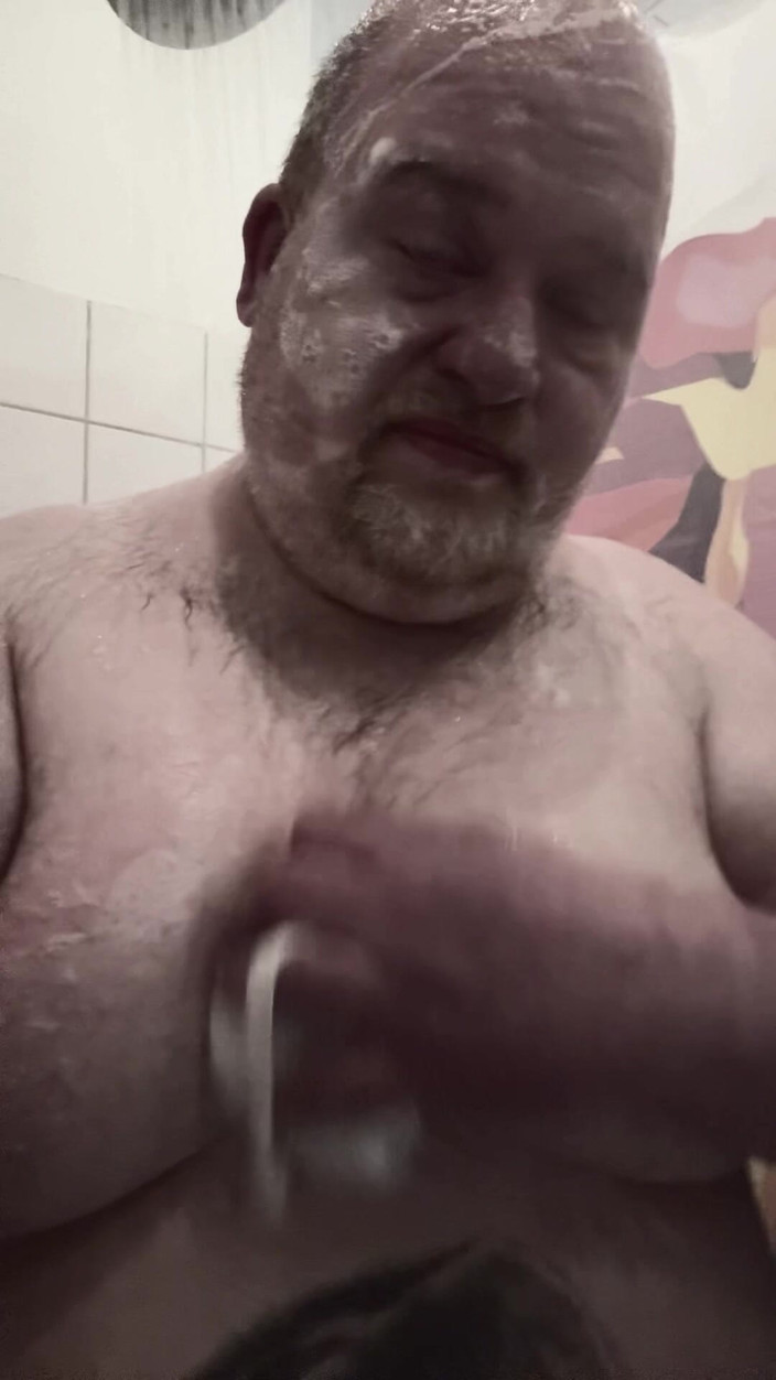 BigBearFrankfurt: Швидкий душ вдома