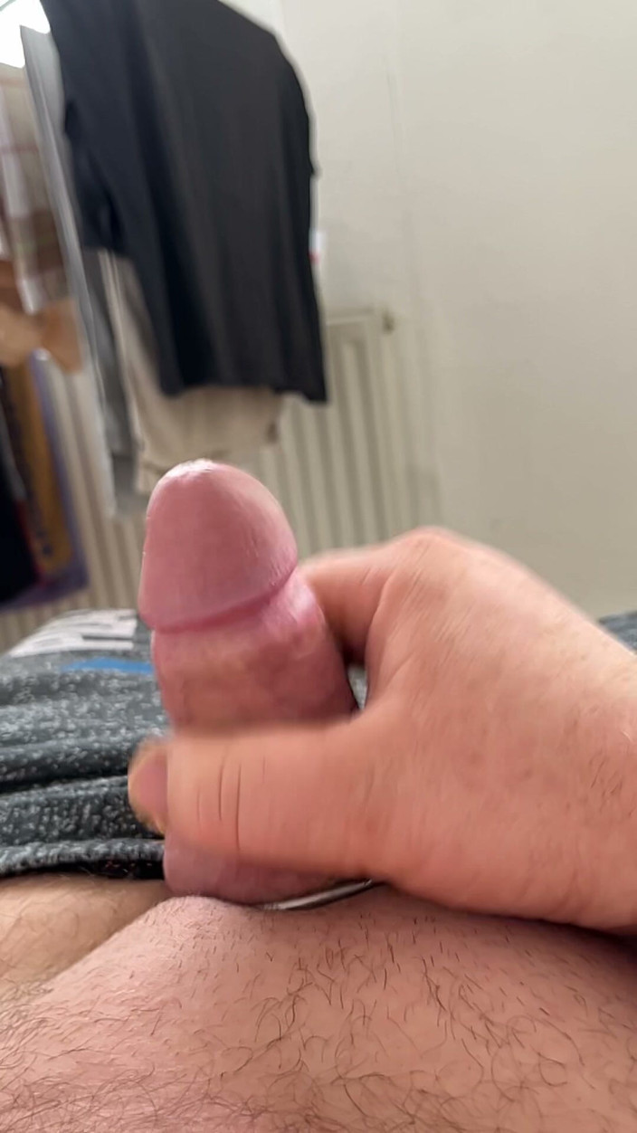 Hornyboi079: 欲火焚身的射精。这可能是你的看法;p