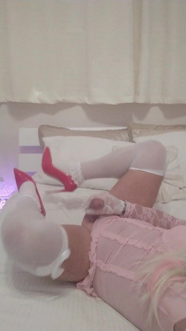 Emma Browne: Tranny hraje sólo hru