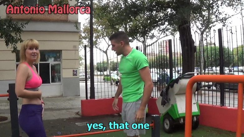 Antonio Mallorca: Kissing a Hot Spanish Girl After a Workout