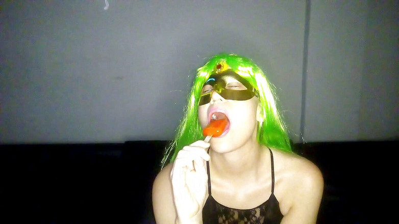 Sexoamateur: Eis lutschen