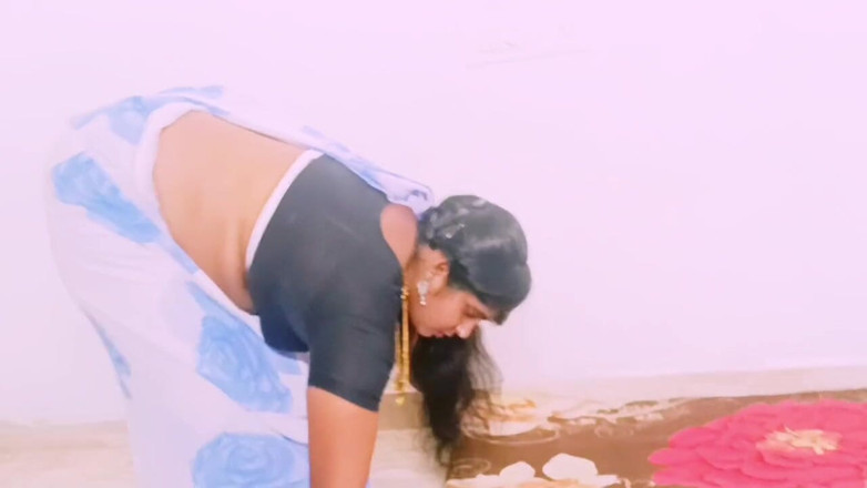 Telugu honey lips: Desi Secret Sex. Indian Housewife Cheating Hubby Secret Fucking Hubby...