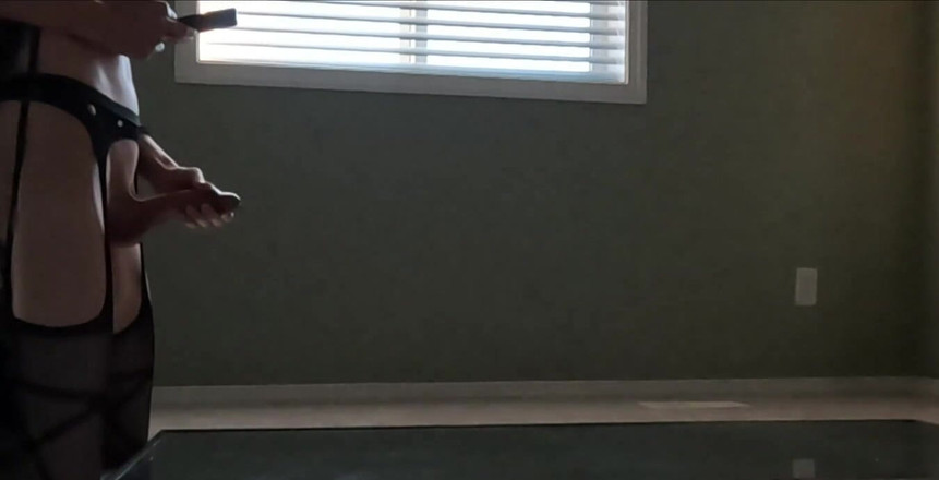 Mistress Mel: 난 너의 정액으로 날려버릴지도 모르겠어