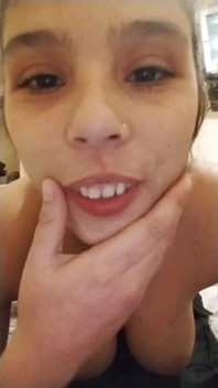Amateur Big-breasted Woman Asks Me to Film Her and Ends up Enjoying My Big Cock