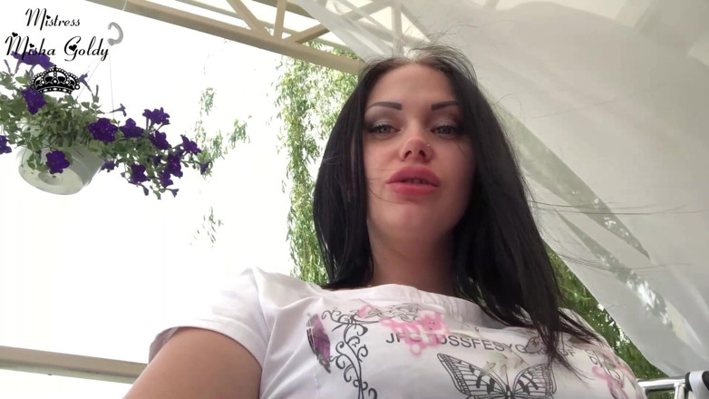 Goddess Misha Goldy: Sexy big lip lick &amp; smell on the lake