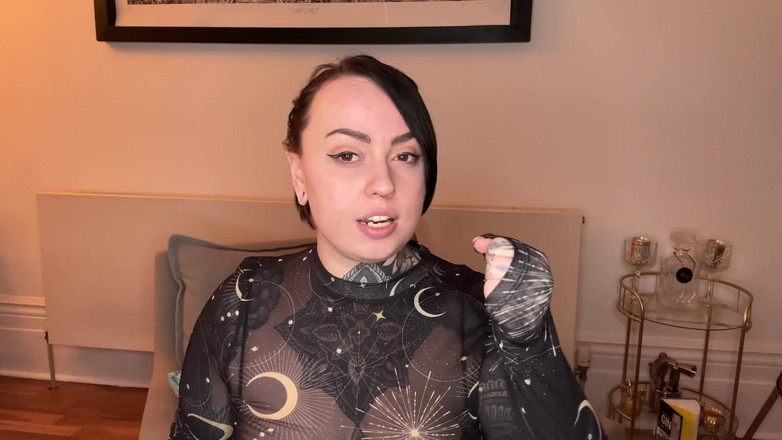 Miss Valentina: Anal mastürbasyon talimatları