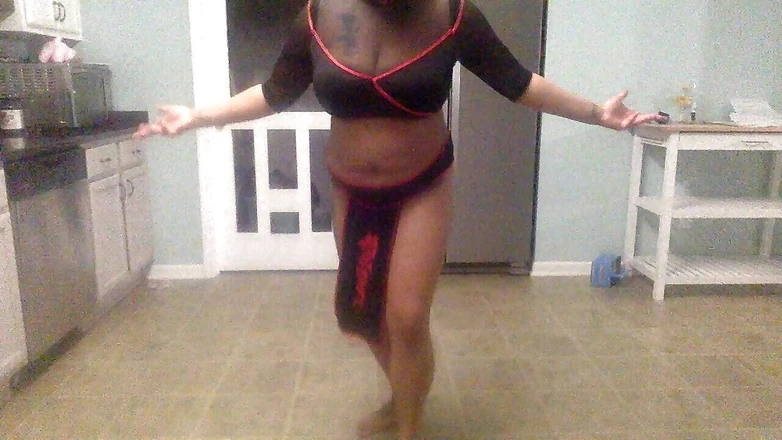 Veronikka Fierce: Mortal Combat This Ebony Pussy-milf's Flawless Victory Part 1